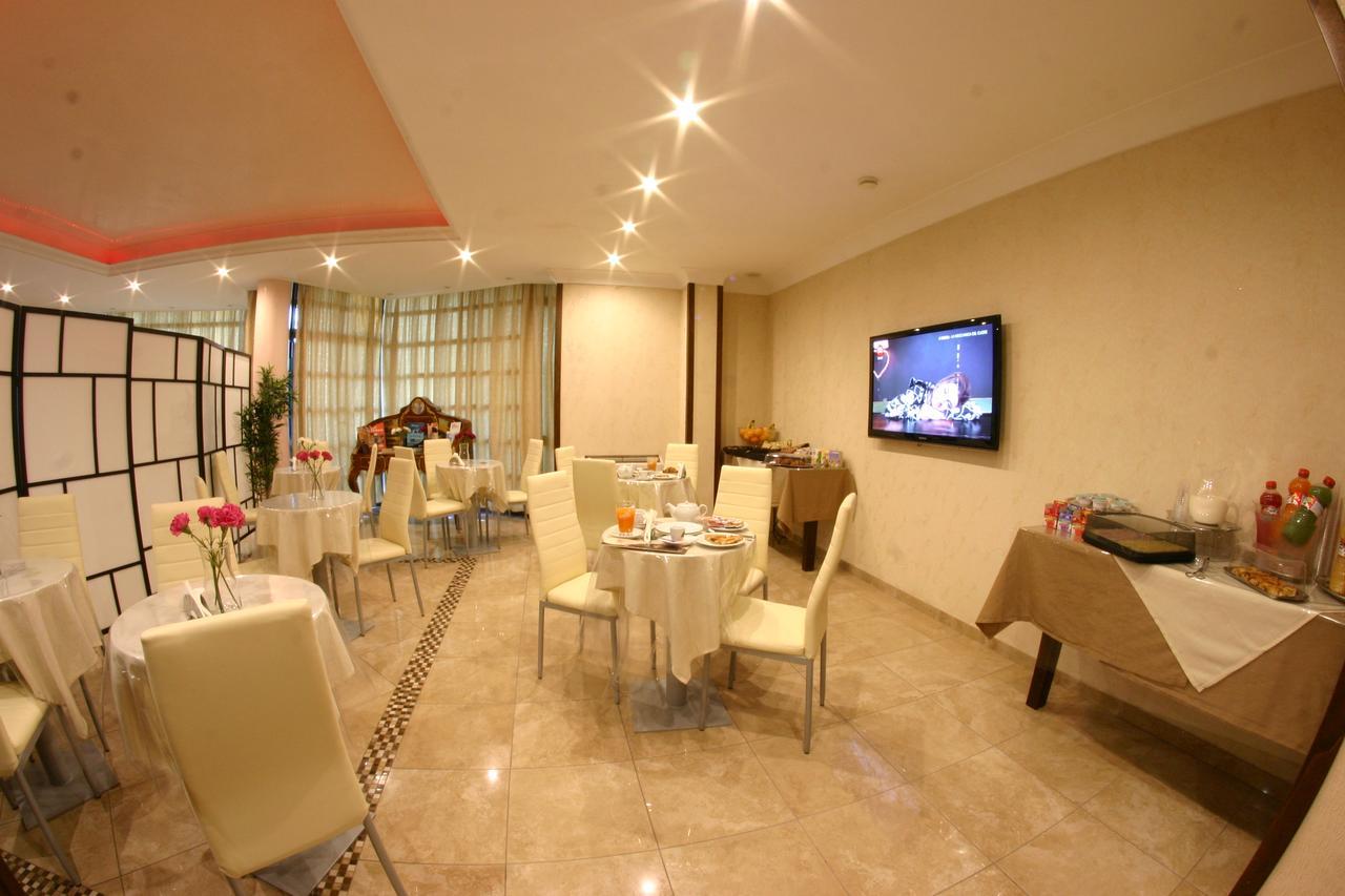 Hotel Chic SantʼAntimo Esterno foto