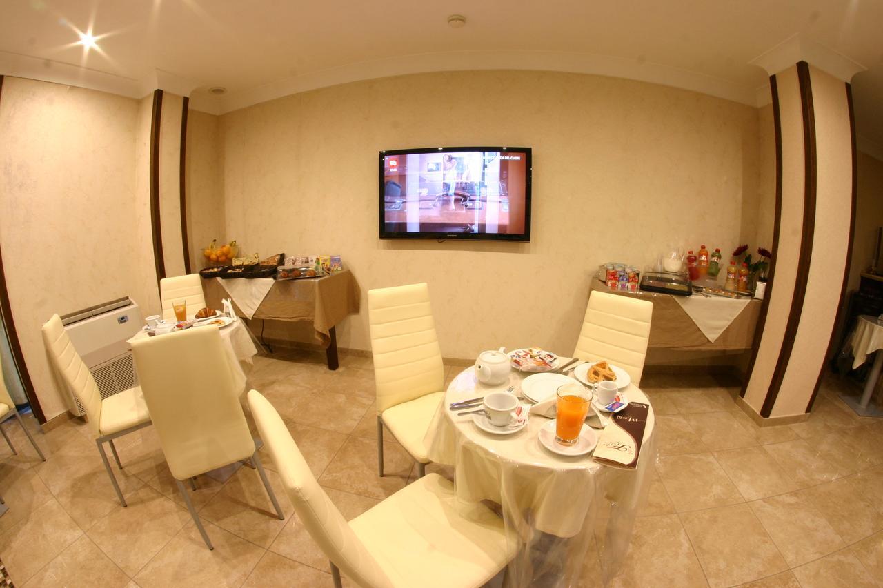 Hotel Chic SantʼAntimo Esterno foto
