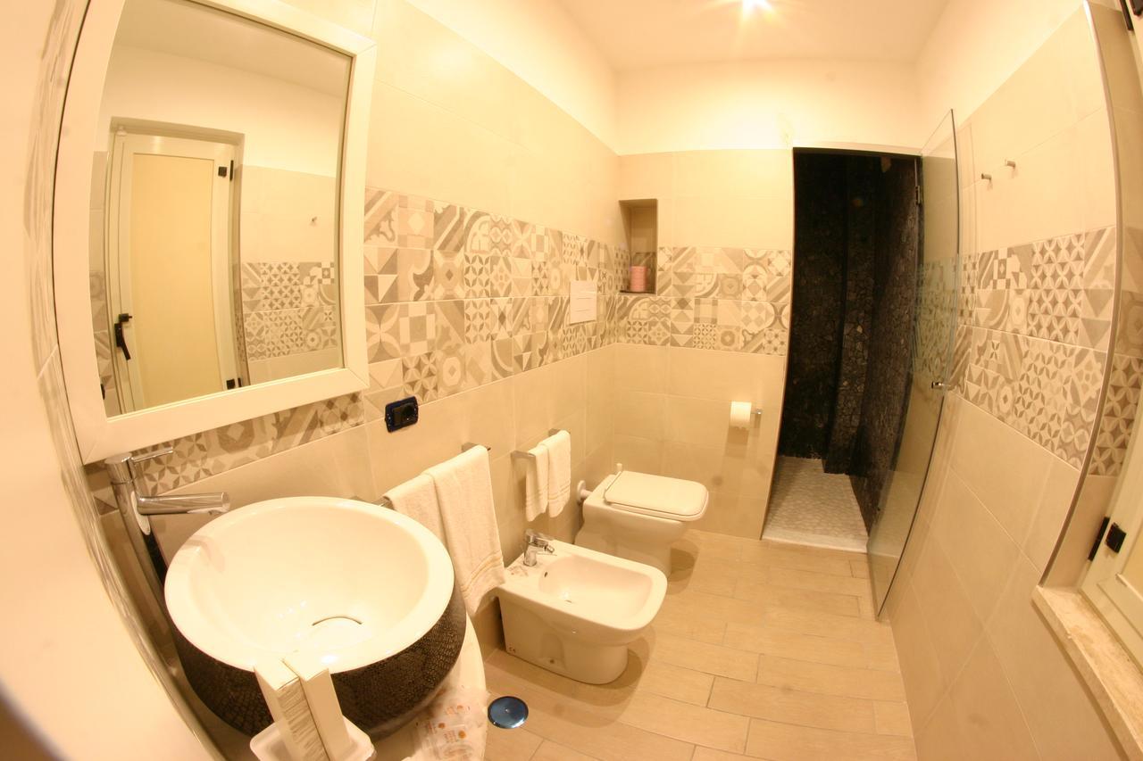 Hotel Chic SantʼAntimo Esterno foto