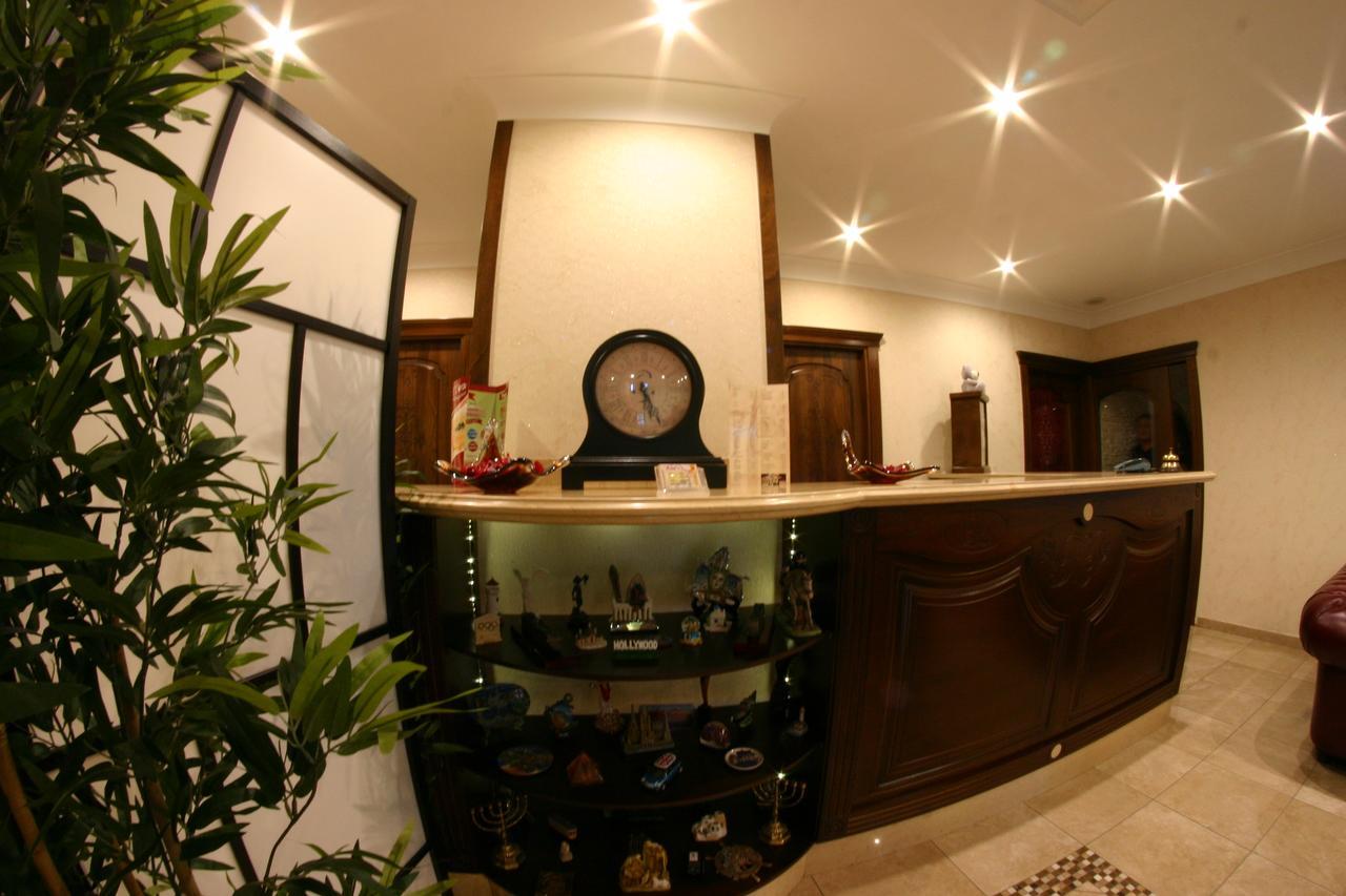 Hotel Chic SantʼAntimo Esterno foto