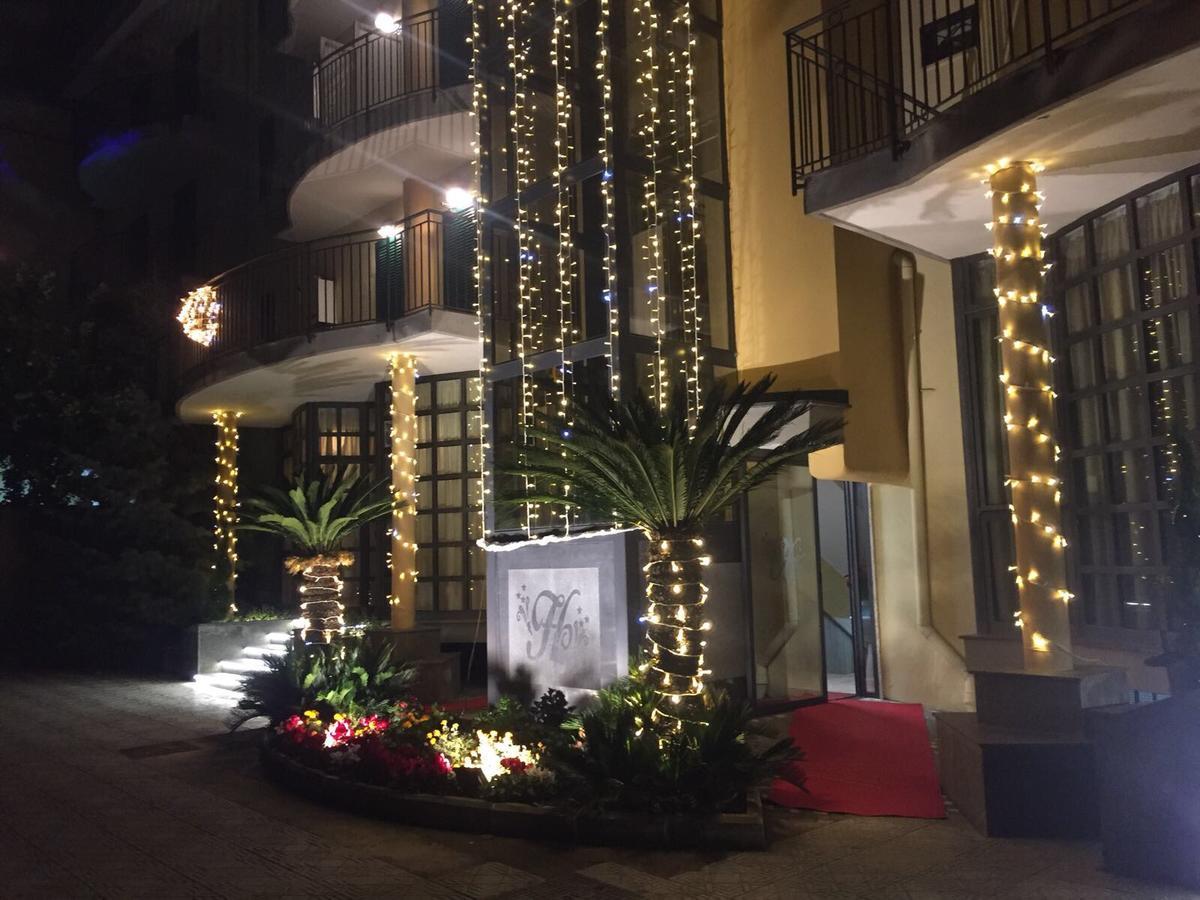 Hotel Chic SantʼAntimo Esterno foto