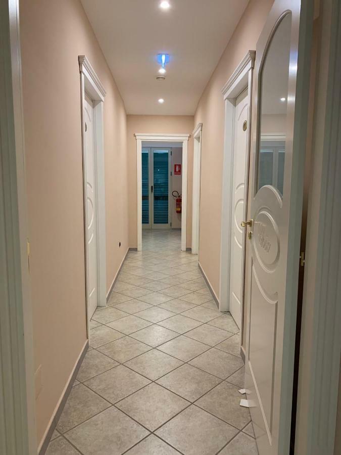 Hotel Chic SantʼAntimo Esterno foto